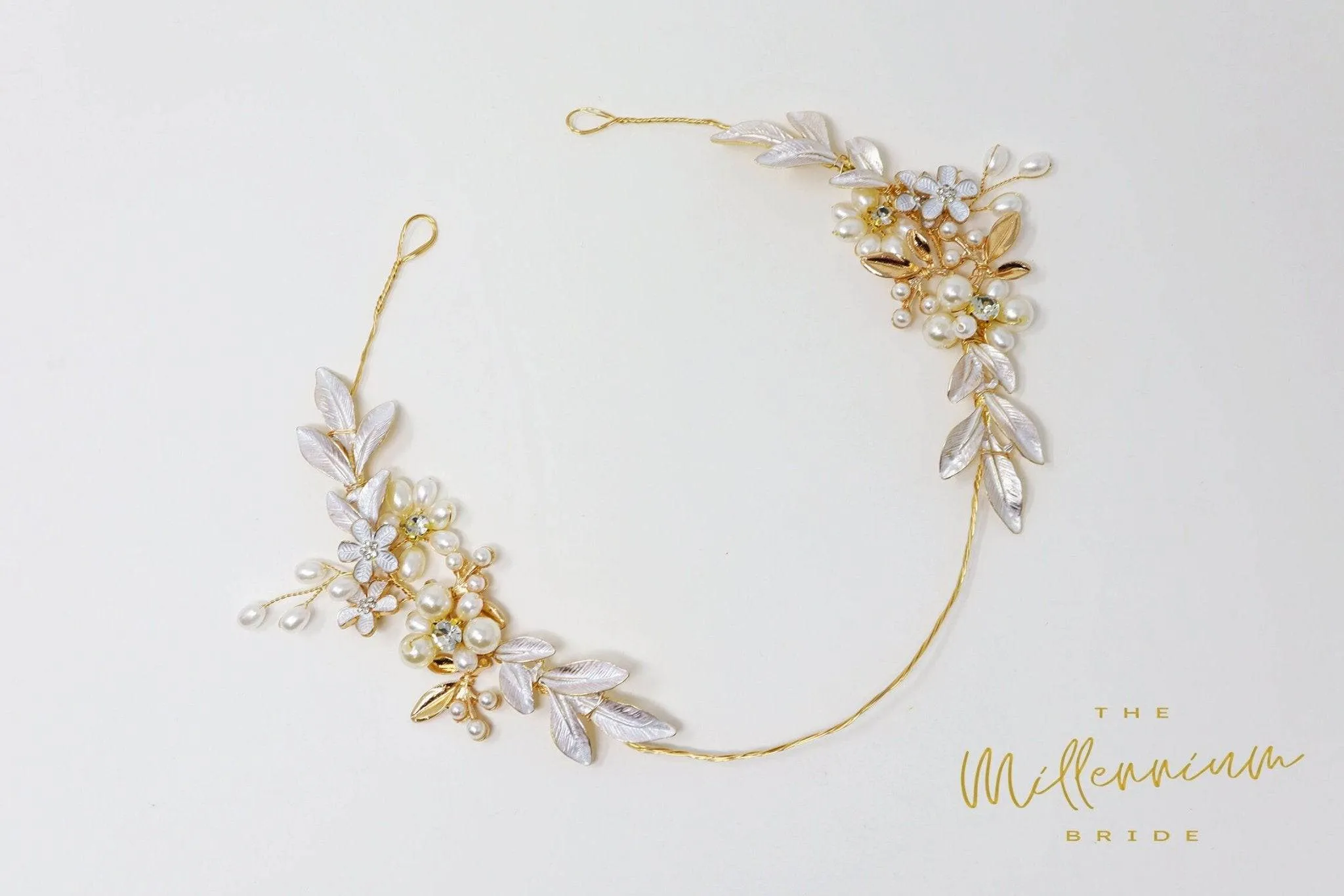 Dainty Vine Leaves Crystal Pearl Floral Headband, Bridal Hair Vine, Delicate Headband, Hair accessories.