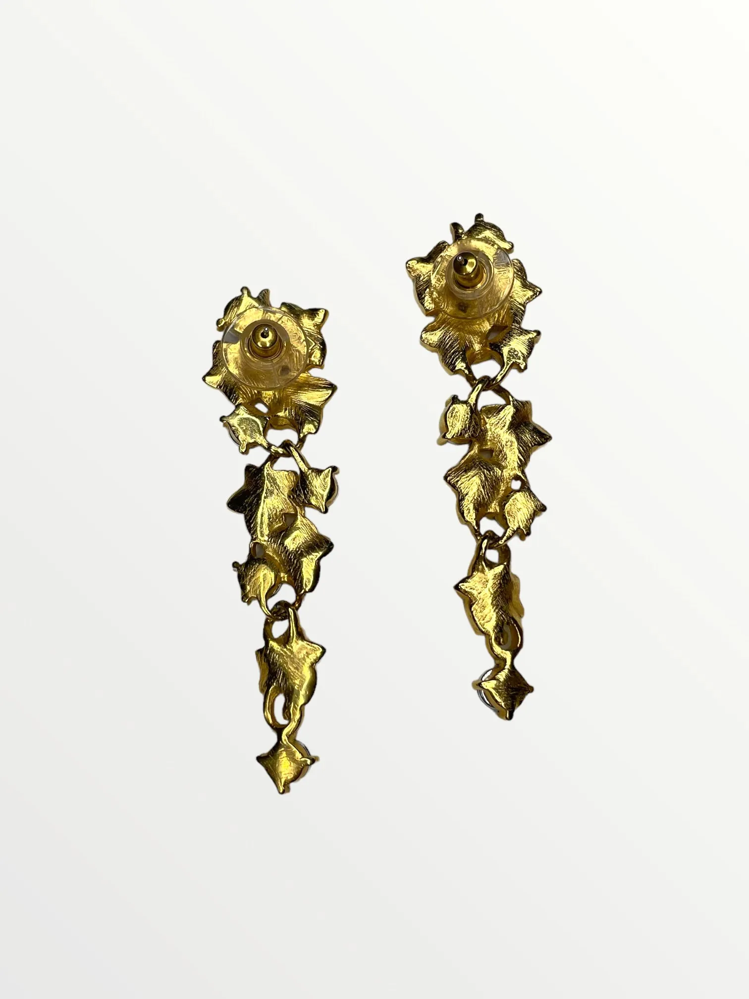 Kunio Matsumoto for Trifari Grapevine Pierced Earrings