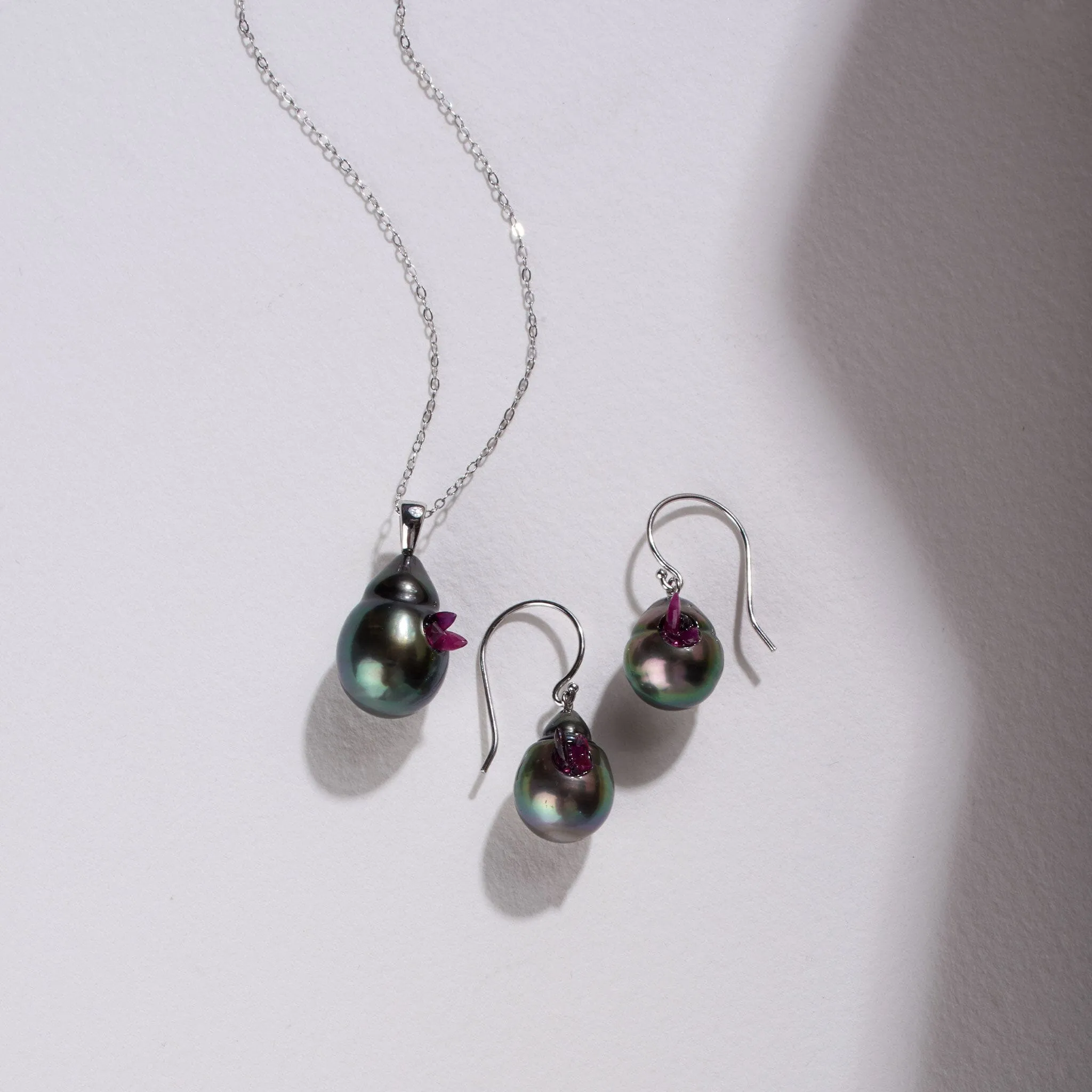 Point Collection Tahitian Drop Pearl Dangle Earrings and Pendant Set with Ruby