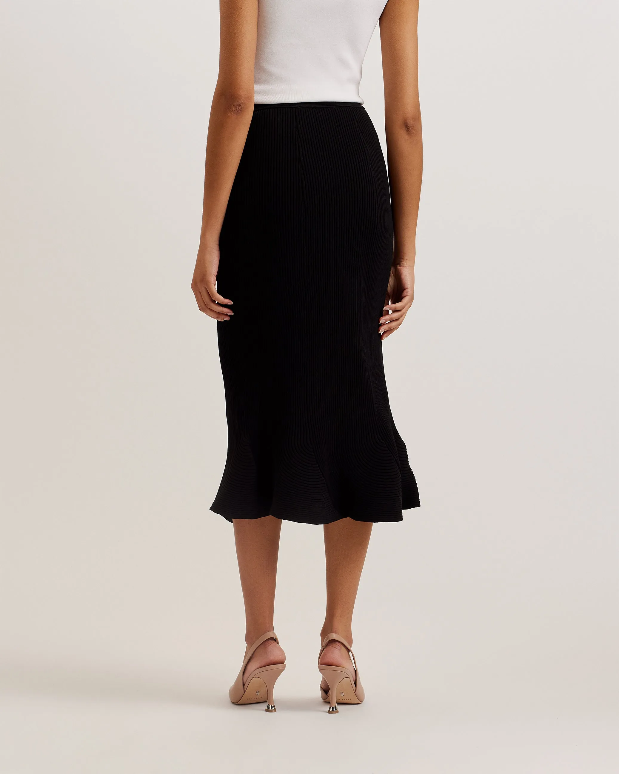 Velenaa Rib Engineered Knit Skirt Black